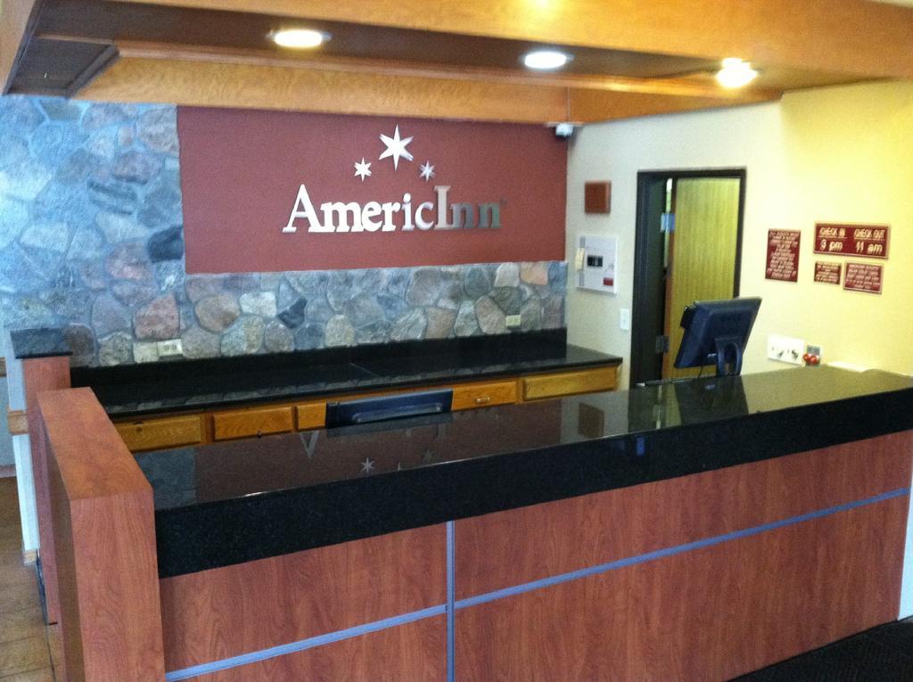 Americinn By Wyndham Fargo West Acres Екстериор снимка